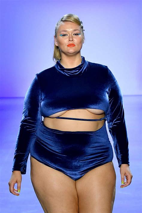 What Size Is A Plus Size Model - Infoupdate.org