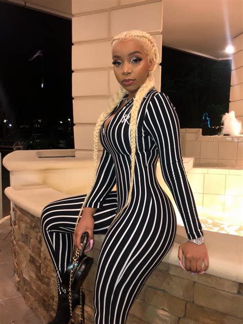 BigBankBeisha on Twitter: "PERIOD 🖤 https://t.co/KR5XVFn8cX" / Twitter