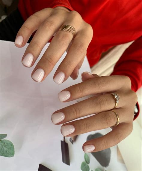 Молочный маникюр | Best acrylic nails, Casual nails, Hair and nails