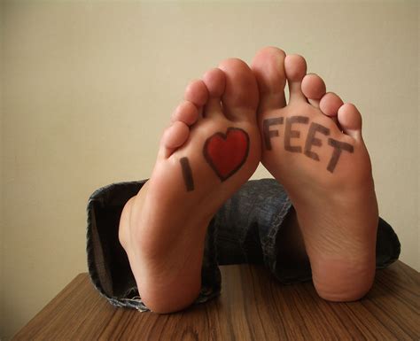 Wallpaper : feet, foot, toes, barefoot, soles 2363x1920 - - 1099611 ...