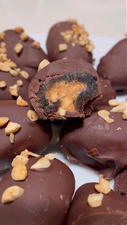 Sahara Delights Chocolate Dates #dates #shorts #chocolate - YouTube