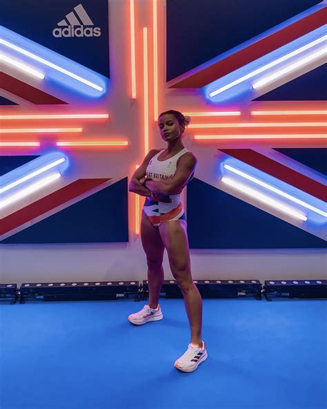 OM Jazmin Sawyers jumps her way to gold with British record in Istanbul
