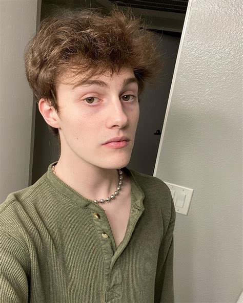 parkergetajob net worth 9