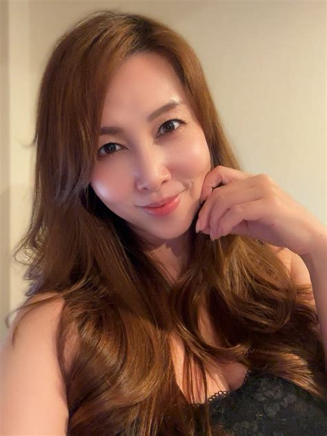 Yumi Kazama trong 2025 | Áo dài