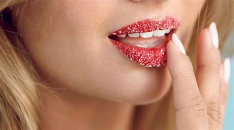 lip scrub  diy lip scrub recipes