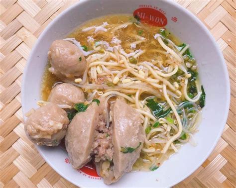 bakso indonesian meatball soup recipe exploretraveler