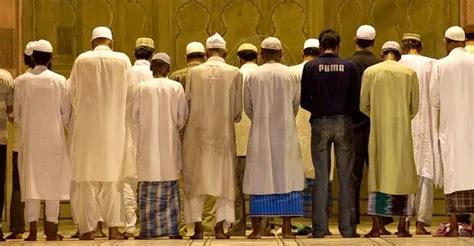 jamater age ikamt na dile ki namaj suddh hbe