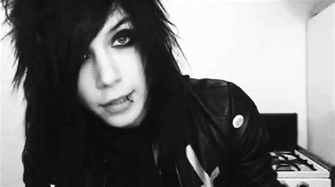 Emo Boys GIFs - Find & Share on GIPHY