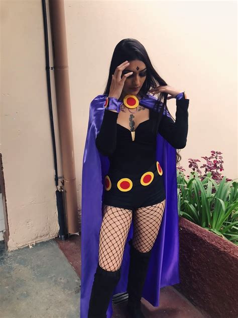 Ravena | Fantasias femininas, Fantasias incríveis, Fantasias divertidas