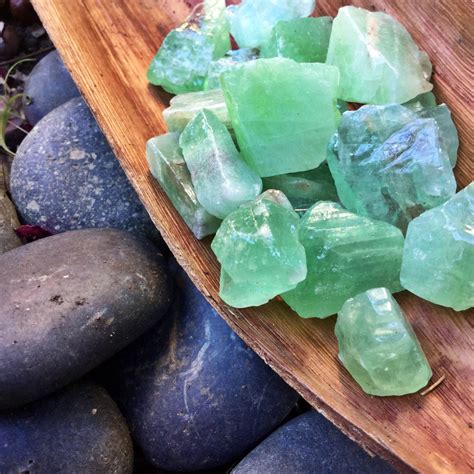 Raw Green Calcite Crystal (Grade A Natural) Rough Crystal Stones Gemstone for Healing, Yoga ...