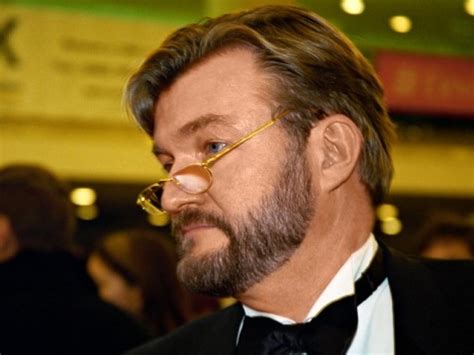 СЪЮЗ НА БЪЛГАРСКИТЕ ЖУРНАЛИСТИ