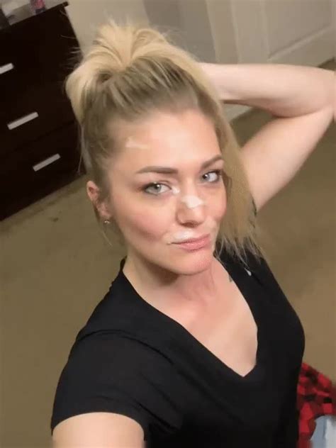 beautifully glazed milf scrolller