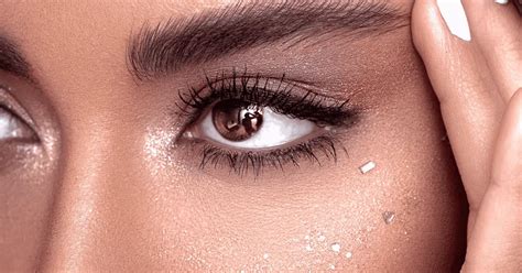 MASTER How to Do Fox Eyeliner (Tips For Every Eyeshape)