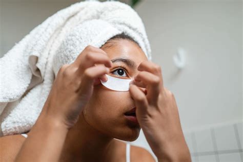 How To Get Rid Of Under Eye Wrinkles: Free Treatment Tips | PERFECT