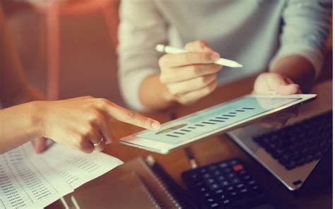kind  financial leader    strategic  operational