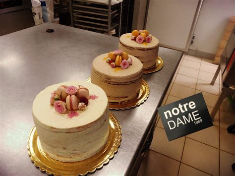 ¡ Naked Carrot Cake ! 😍 Ya... - Pastelería Notre Dame 1969