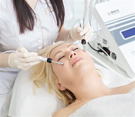 Microcurrent facial