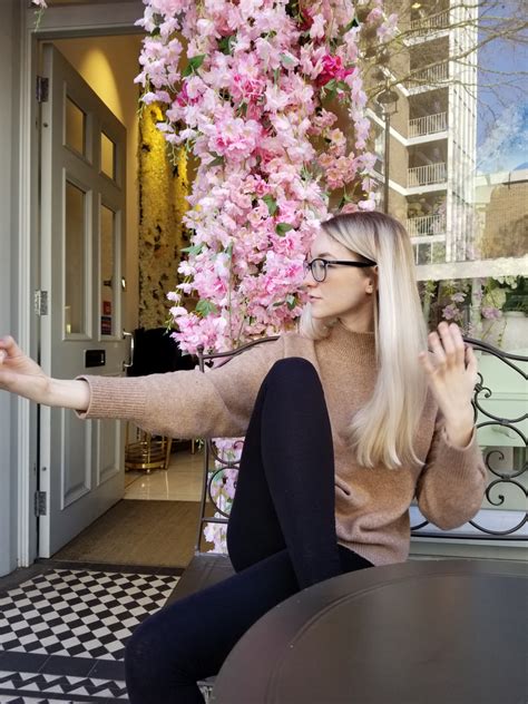 Instagirl