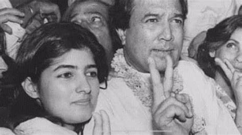 Akshay Kumar remembers father-in-law Rajesh Khanna on his birthday ...