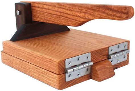 tortilla press homemade tortillas enhance tacos taste  texture