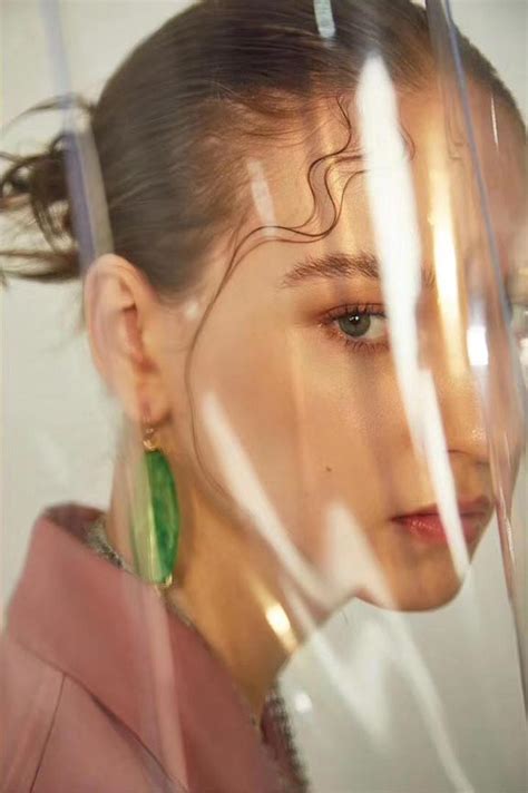 OLGA SAVCHENKO - Ave