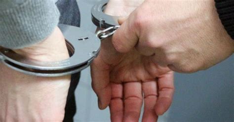 12 ans de prison pour des agressions sexuelles sur ses filles et sa ...