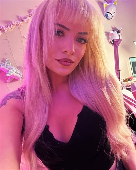 ASMR Shanny - ASMR Shanny updated their cover photo.