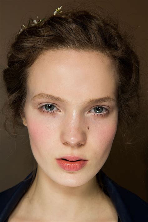 Roxy Just - backstge | Beauty, Vintage photography women, Couture makeup