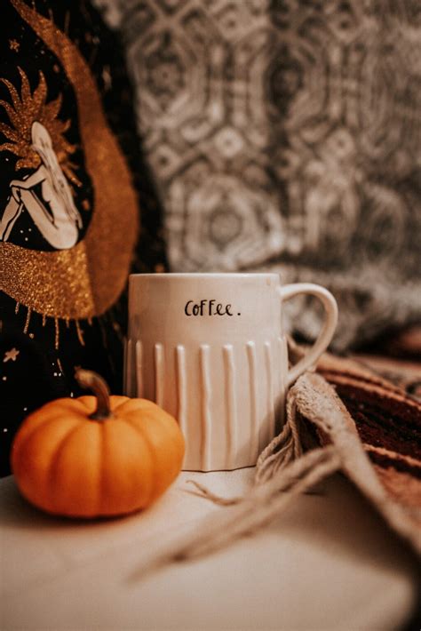 25 Beautiful Quotes On Autumn To Celebrate The Season - Dream with Harsha