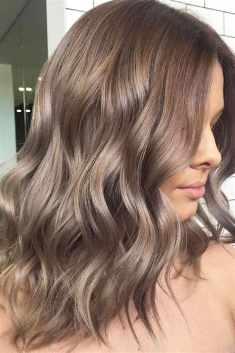 greige hair color   cool neutral trend youll    tonos