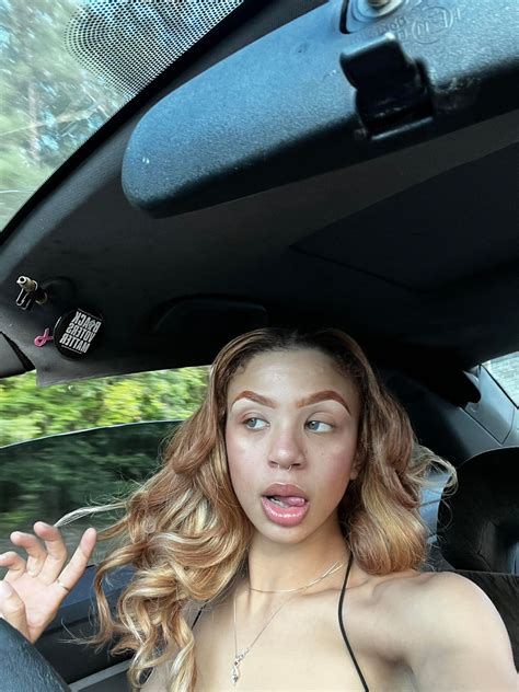 Mianna Deberry - Mianna Deberry added a new photo.