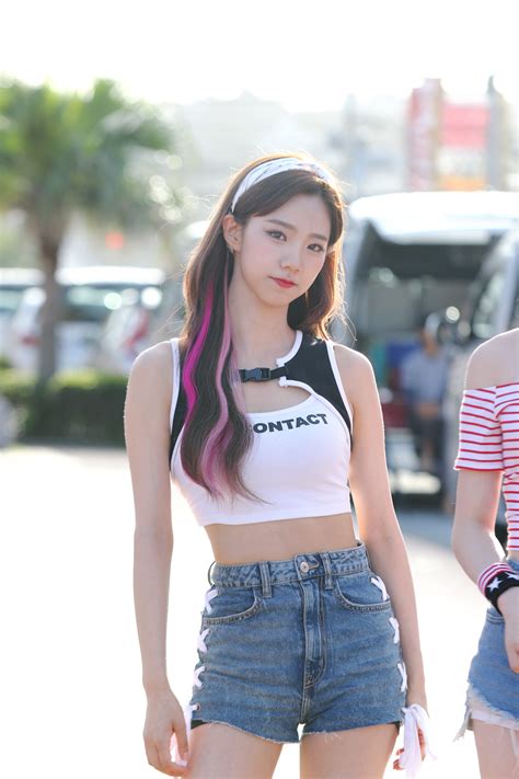 Korean Celebrities Born In 1999 In America - Infoupdate.org