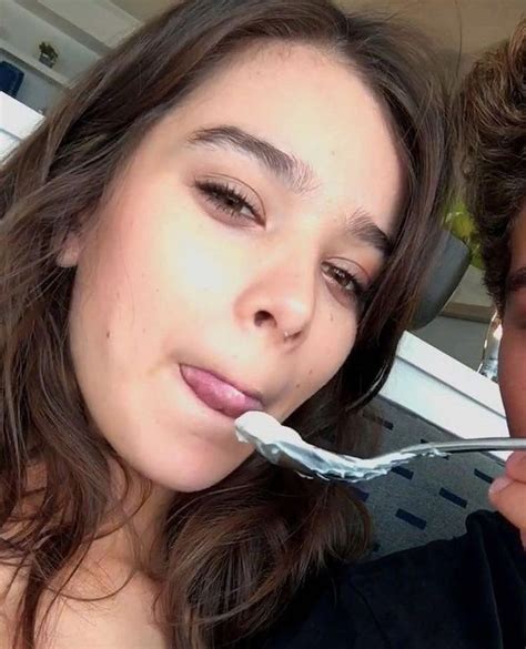 hailee steinfeld rare in 2022 | Steinfeld, Nose ring, Hailee steinfeld