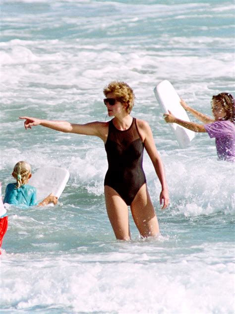 Princess Diana's Vacation Outfits Are Actually Very 2019 | Who What Wear