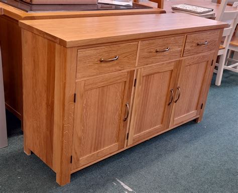 Navigating to Selly Oak Centre: Bus and Train Directions 5