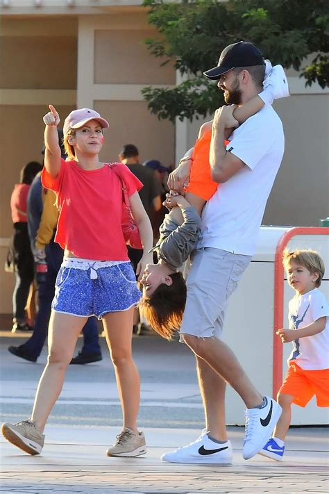 Gerard Pique Shakira Kids