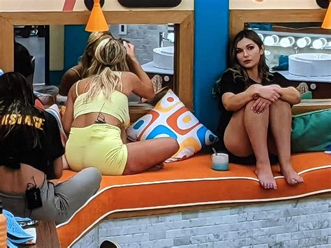 Alyssa Snider's Feet