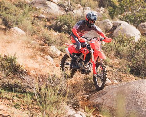 2023 Honda CRF450RX Review - Dirt Bike Test