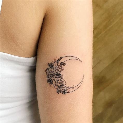 Fine Line Tattoos on Instagram: “Flowers & Moon Artist: Oxel @oxel ...