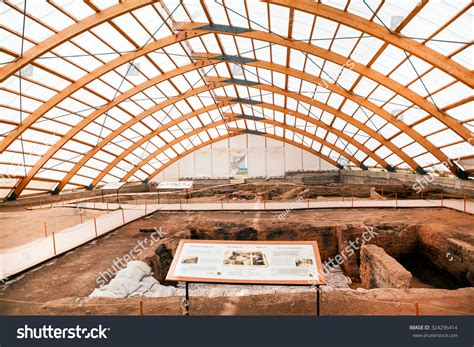 Catalhoyuk Turkey May 27 2012 Catalhoyuk Stock Photo 324296414 ...
