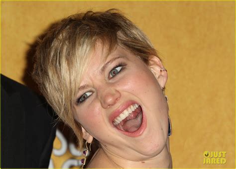 Jennifer Lawrence: Funny Faces in SAG Awards Press Room!: Photo 3035327 ...