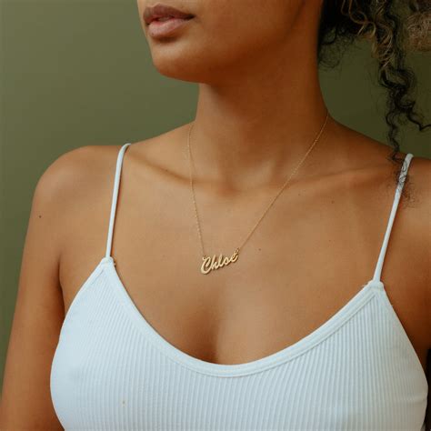 The Iconic "Chloe" Style Script Name Necklace - Tres Colori Jewelry