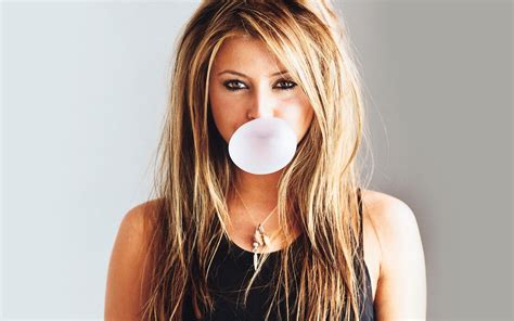 2560x1600 Holly Valance naughty wallpapers 2560x1600 Resolution