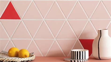 triangular tile micro trend      homes