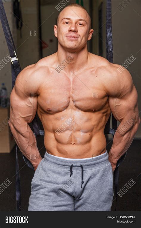 pictures  muscle man  tarrubyblog blog