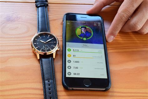 Runtastic Moment SmartWatch Tracks Fitness | Digital Trends