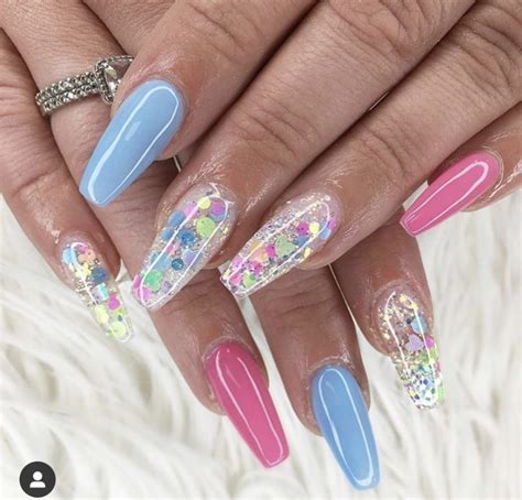 Best 15+ pink and blue nails you must try this year
