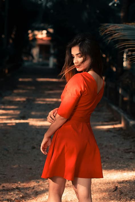 118,289+ Best Free Model photoshoot Stock Photos & Images · 100%