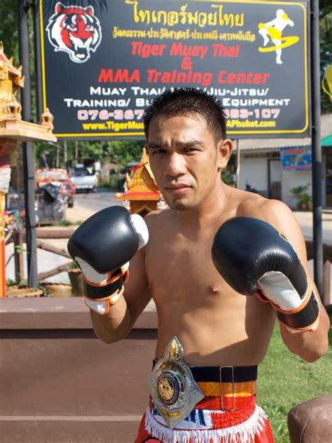 17th July 2017 Muay Thai legend visits Newquay | Koncept Gym