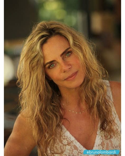 Qual A Idade Da Bruna Lombardi - Bruna Lombardi faz 73 anos e estes são os seus looks de Beleza - Miranda